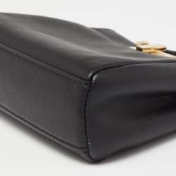 مملوكة مسبقًا Fendi Black Leather Micro Peekaboo Crossbody Bag