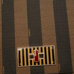 Pre Owned حقيبة كتف فندي كلاوديا مخططة بيكوين كانفاس توباكو كبيرة