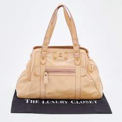 Pre Owned Fendi Beige Patent Leather De Jour Tote