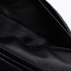 مملوكة مسبقًا Fendi Black Zucca Coated Canvas Bifold Continental Wallet