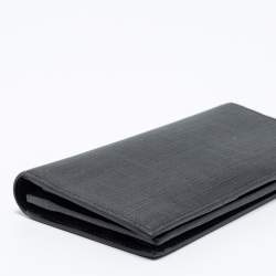 مملوكة مسبقًا Fendi Black Zucca Coated Canvas Bifold Continental Wallet