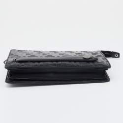 Pre Owned Fendi Black Zucca Embossed Leather Flat Pouch