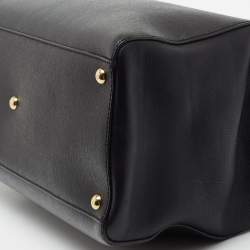 مملوكة مسبقًا حقيبة يد فندي 2جور جلد أسود متوسطة 