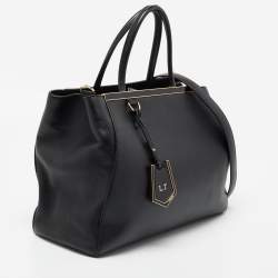 مملوكة مسبقًا حقيبة يد فندي 2جور جلد أسود متوسطة 