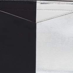Pre Owned Fendi Black/Silver Leather Chain Clutch