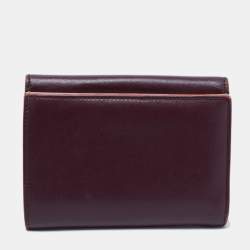Pre Owned Fendi Burgundy Leather Peekaboo Compact Wallet