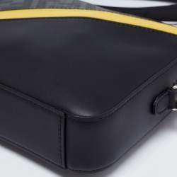 Pre Owned حقيبة فندي كاميرا جلد وكانفاس زوكا رصاصي/أسود مقوى