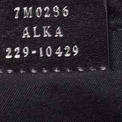 Pre Owned حقيبة فندي كاميرا جلد وكانفاس زوكا رصاصي/أسود مقوى