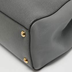 مملوكة مسبقًا حقيبة يد توتس فندي بيتيت ساك 2جور جلد أزرق باستيل