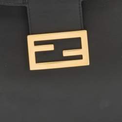 Pre Owned Fendi Black Leather Small Croissant Hobo