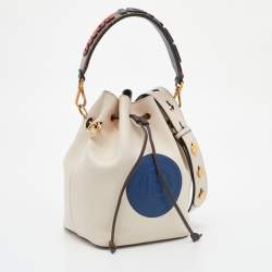 Pre Owned Fendi Off White/Blue Leather Mon Tresor Bucket Bag