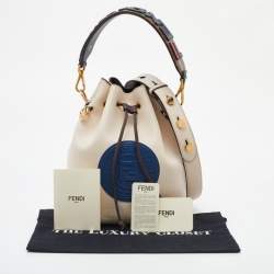 Pre Owned Fendi Off White/Blue Leather Mon Tresor Bucket Bag