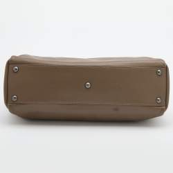 Pre Owned Fendi Grey Leather Medium Peekaboo Top Handle Bag