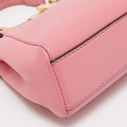 مملوكة مسبقًا حقيبة كروس فندي مايكرو بيكابو جلد وردي