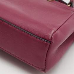 مملوكة مسبقًا Fendi Fuchsia Leather Micro Peekaboo Crossbody Bag