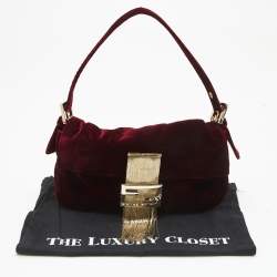Pre Owned Fendi Red Velvet Medium Baguette Shoulder Bag