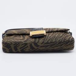 Pre Owned Fendi x Sarah Coleman Brown/Black FF Vertigo Canvas and Watersnake Leather Small Baguette 