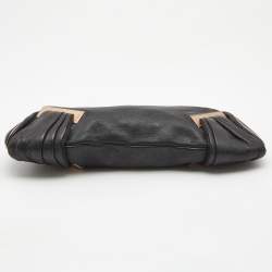 مملوكة مسبقًا Fendi Black Leather Cut Out Handle Clutch Bag