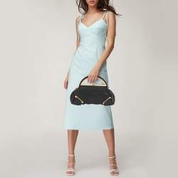 مملوكة مسبقًا Fendi Black Leather Cut Out Handle Clutch Bag