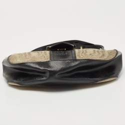 مملوكة مسبقًا Fendi Black/Beige Leather and Canvas Logo Shoulder Bag