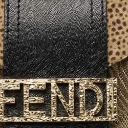 مملوكة مسبقًا Fendi Black/Beige Leather and Canvas Logo Shoulder Bag