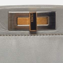 مملوكة مسبقًا Fendi Grey Leather Medium Peekaboo Top Handle Bag