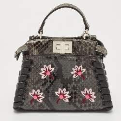 Pre Owned حقيبة كروس فندي بيكابو جلد أسود/أزرق صغيرة جداً