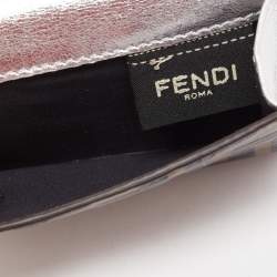 مملوكة مسبقًا Fendi Silver/Tobacco Zucca Leather Micro F Trifold Wallet