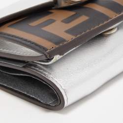 مملوكة مسبقًا Fendi Silver/Tobacco Zucca Leather Micro F Trifold Wallet