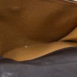 مملوكة مسبقًا محفظة فندي كومباكت كانفاس مقوى زوكا بنية/ بيج