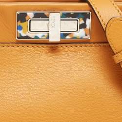 مملوكة مسبقًا حقيبة فندي بيكابوو جلد أي سي يو جلد وزجاج بليكسي بني فاتح مطبوع بيد علوية 