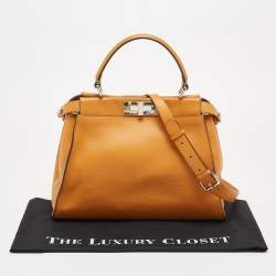 مملوكة مسبقًا حقيبة فندي بيكابوو جلد أي سي يو جلد وزجاج بليكسي بني فاتح مطبوع بيد علوية 