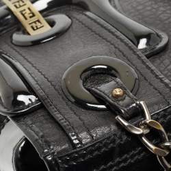Pre Owned Fendi Black Pebbled Leather B Bag