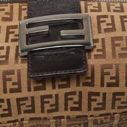 Pre Owned Fendi Beige/Brown Zuchinno Canvas and Leather Baguette Bag