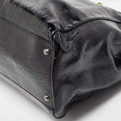 Pre Owned Fendi Black Patent Leather Large Peekaboo Top Handle Bag