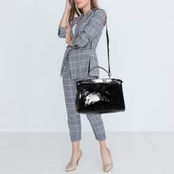 Pre Owned Fendi Black Patent Leather Large Peekaboo Top Handle Bag