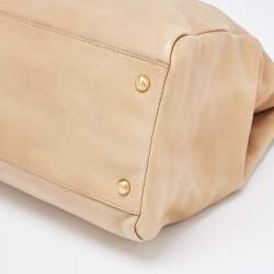 Pre Owned Fendi Beige/Brown Leather Large Peekaboo Top Handle Bag