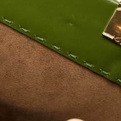 مملوكة مسبقًا Fendi Green Leather Medium Sunshine Tote