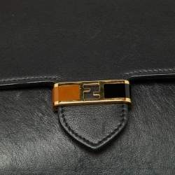 مملوكة مسبقًا Fendi Black/Tan Leather FF Flap Wallet On Chain