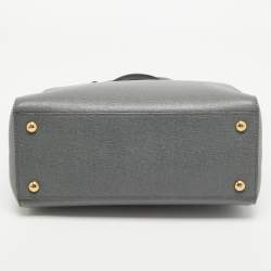 Pre Owned حقيبة يد توتس فندي بيتيت ساك 2جور جلد أزرق كحلي/ أحمر