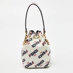 مملوكة م�سبقًا حقيبة باكيت فندي x فيلا مون تريزور جلد أبيض