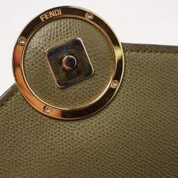 Pre Owned محفظة بسلسلة فندي جلد أخضر زيتوني مزينة شعار الماركة حرف أف