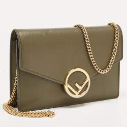 Pre Owned محفظة بسلسلة فندي جلد أخضر زيتوني مزينة شعار الماركة حرف أف