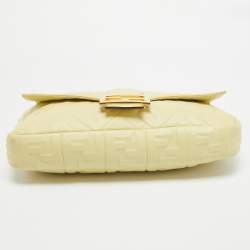 مملوكة مسبقًا Fendi Yellow Zucca Embossed Leather Large Baguette Bag