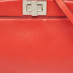 Pre Owned Fendi Red Leather Micro Peekaboo Crossbody Bag