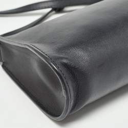 Pre Owned Fendi Black Leather Pochette Crossbody Bag