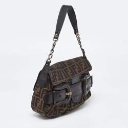 مملوكة مسبقًا حقيبة كتف فندي بي بيس جلد لامع و كانفاس أسود