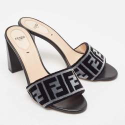 Pre Owned Fendi Grey/Black Zucca Velvet Slide Sandals Size 39