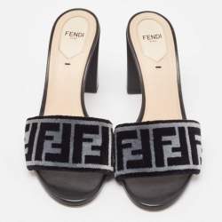 Pre Owned Fendi Grey/Black Zucca Velvet Slide Sandals Size 39
