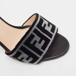 Pre Owned Fendi Grey/Black Zucca Velvet Slide Sandals Size 39